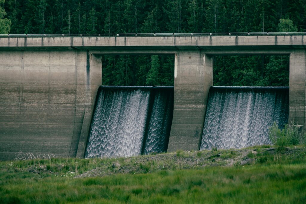 old forge and sixth lake dams