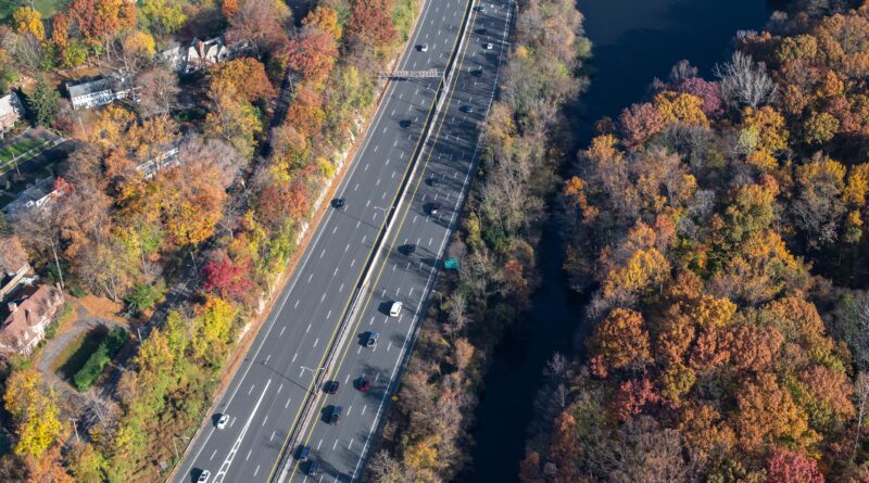 Massachusetts advances transportation funding bill